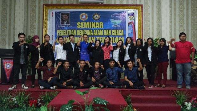 Seminar Badan Meteorologi, Klimatologi, dan Geofisika BMKG oleh Badan Eksekutif Mahasiswa STMIK Triguna Dharma