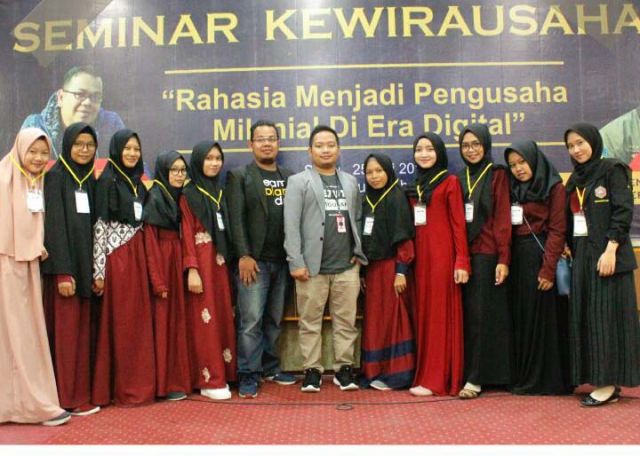 SEMINAR RAHASIA MENJADI PENGUSAHA MILENIAL DI ERA DIGITAL 
